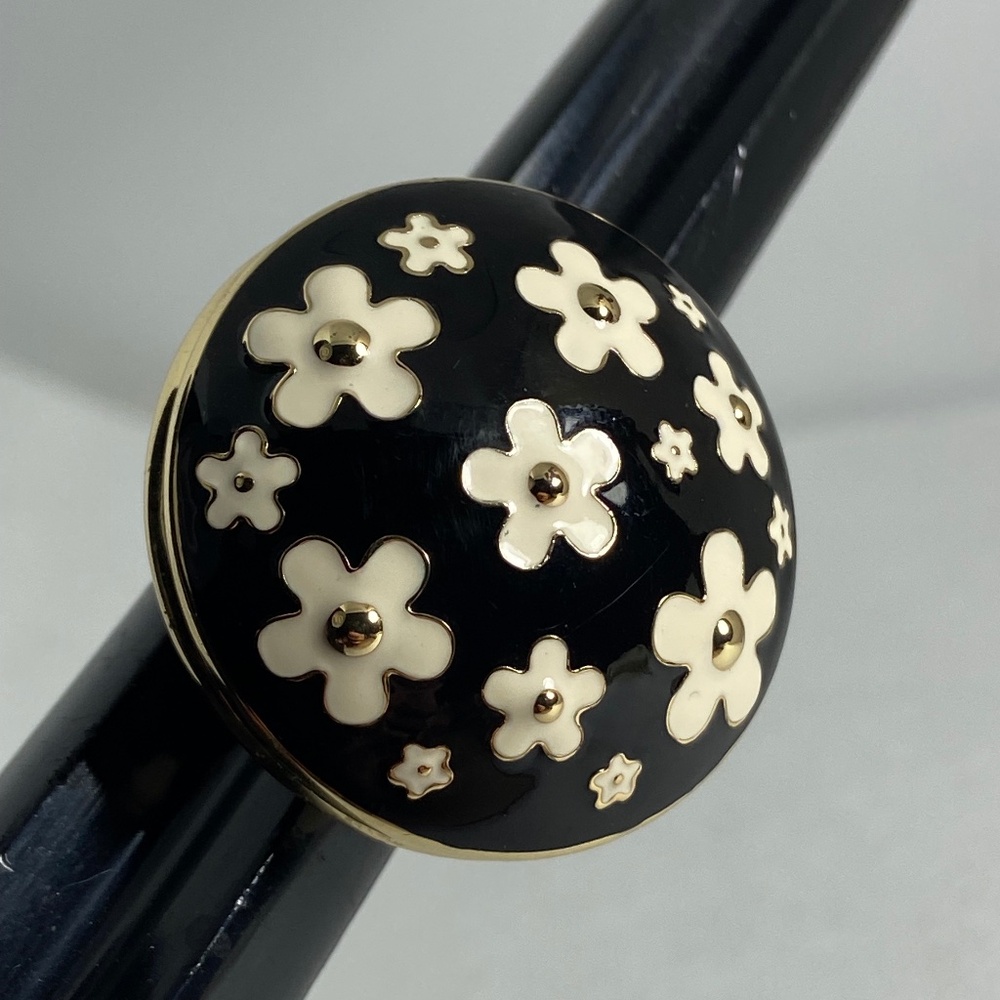 Marc Jacobs Daisy solid perfume ring - Picture 13 of 14
